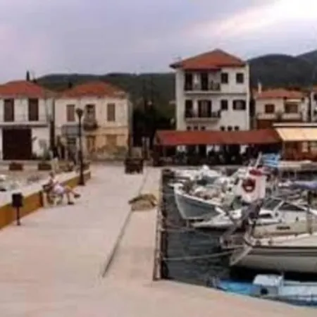 Christie'S Ground Floor Apartment By The Sea Kato Gatzea Exterior foto