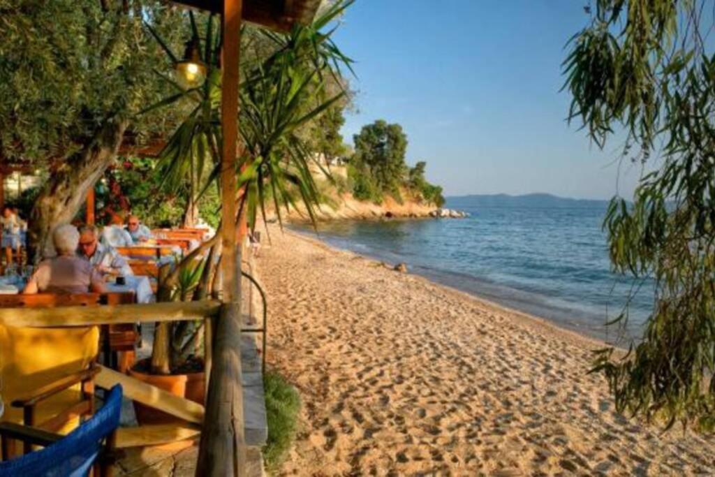 Case de vacanță Christie's Ground Floor By The Sea